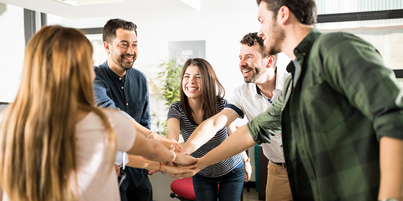 Coaching d'équipe qui soude les participants